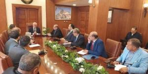 محافظ بورسعيد يتابع الموقف التنفيذي لإزالة التعديات والمخالفات على أملاك الدولة بجنوب بورسعيد