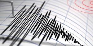 زلزال بقوة 6.5 درجات يضرب شرق اندونيسيا