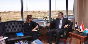 وزير السياحة ومدير المكتب الإقليمي لليونسكو بالقاهرة يبحثان سبل تعزيز التعاون