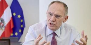 وزير الداخلية النمساوي: تكثيف التعاون مع صربيا ضد الهجرة غير الشرعية
