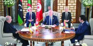 اتفاق جزائري - تونسي - ليبي على مكافحة مخاطر الهجرة