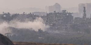 إسرائيل تكثف القصف على رفح قبيل عملية عسكرية مرتقبة في المدينة