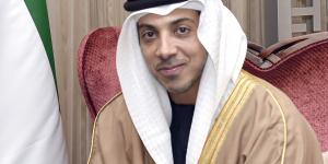 منصور بن زايد يستقبل السفير السعودي