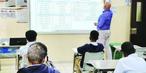 مدارس خاصة في الشارقة تُشدد  على حضور الطلبة «لتعويض الفاقد»